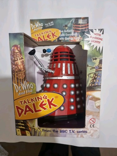Doctor who talking - doctor, dalek